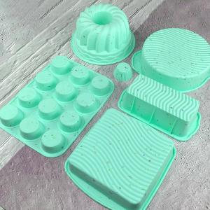 SP927Silicone Baking Molds